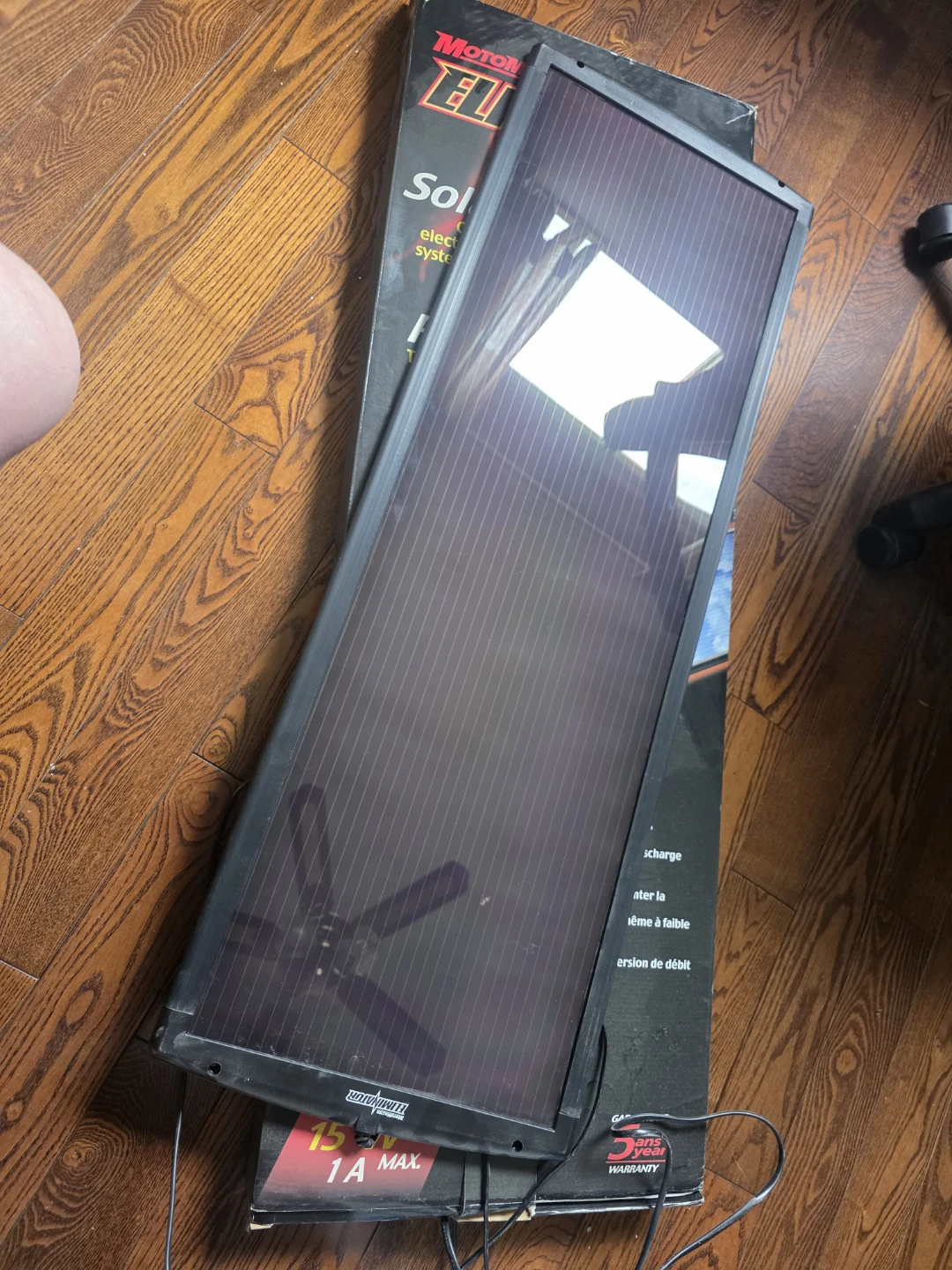 Motomaster Eliminator 15W Solar Panel - photo 2