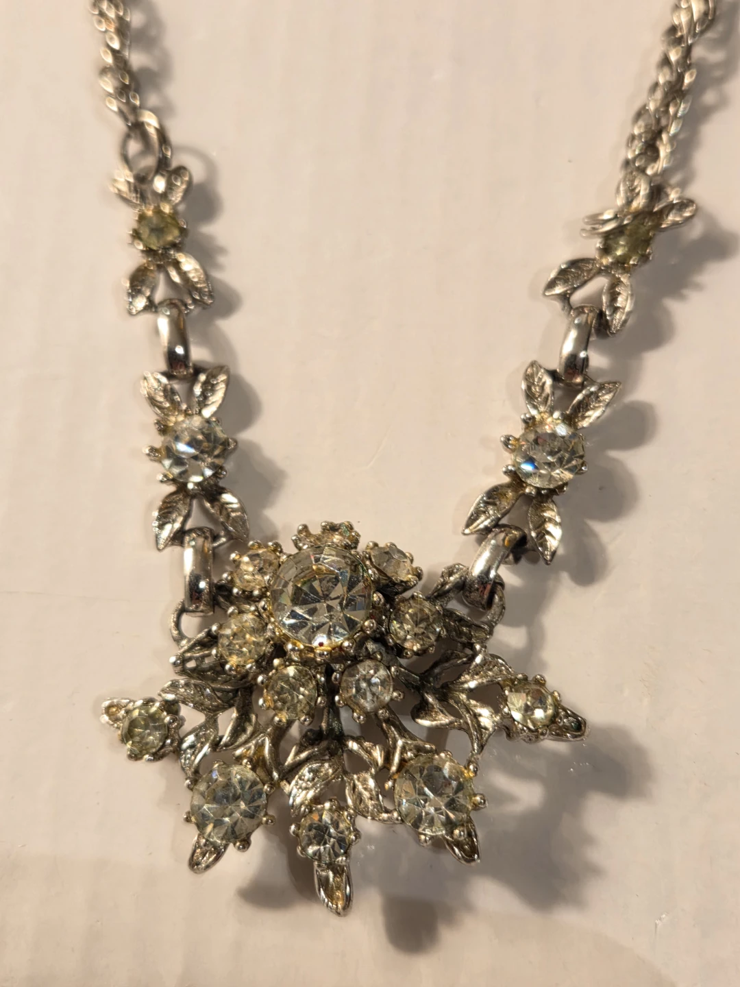 Rhinestone Flower Statement Necklace - photo 2