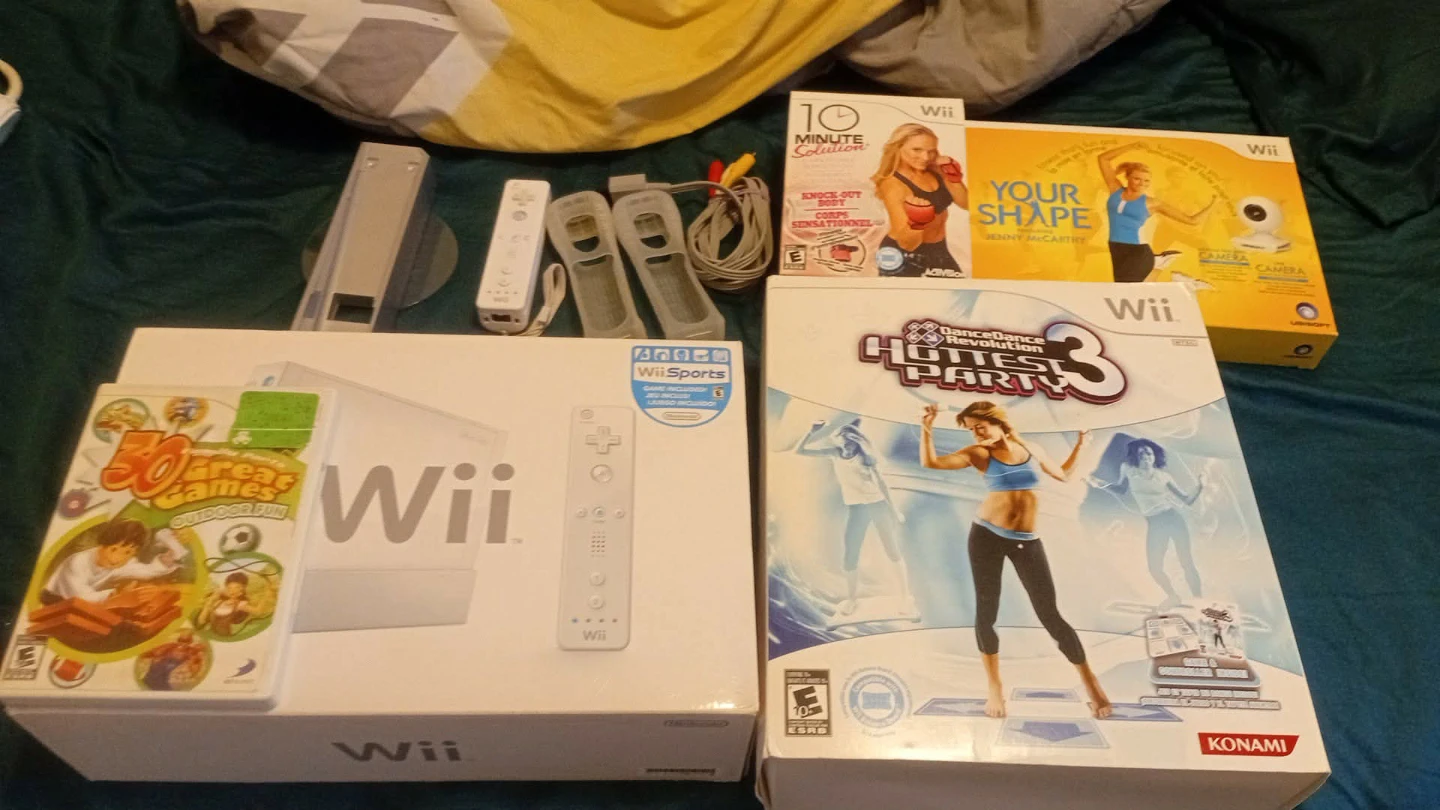 Wii system and accessories