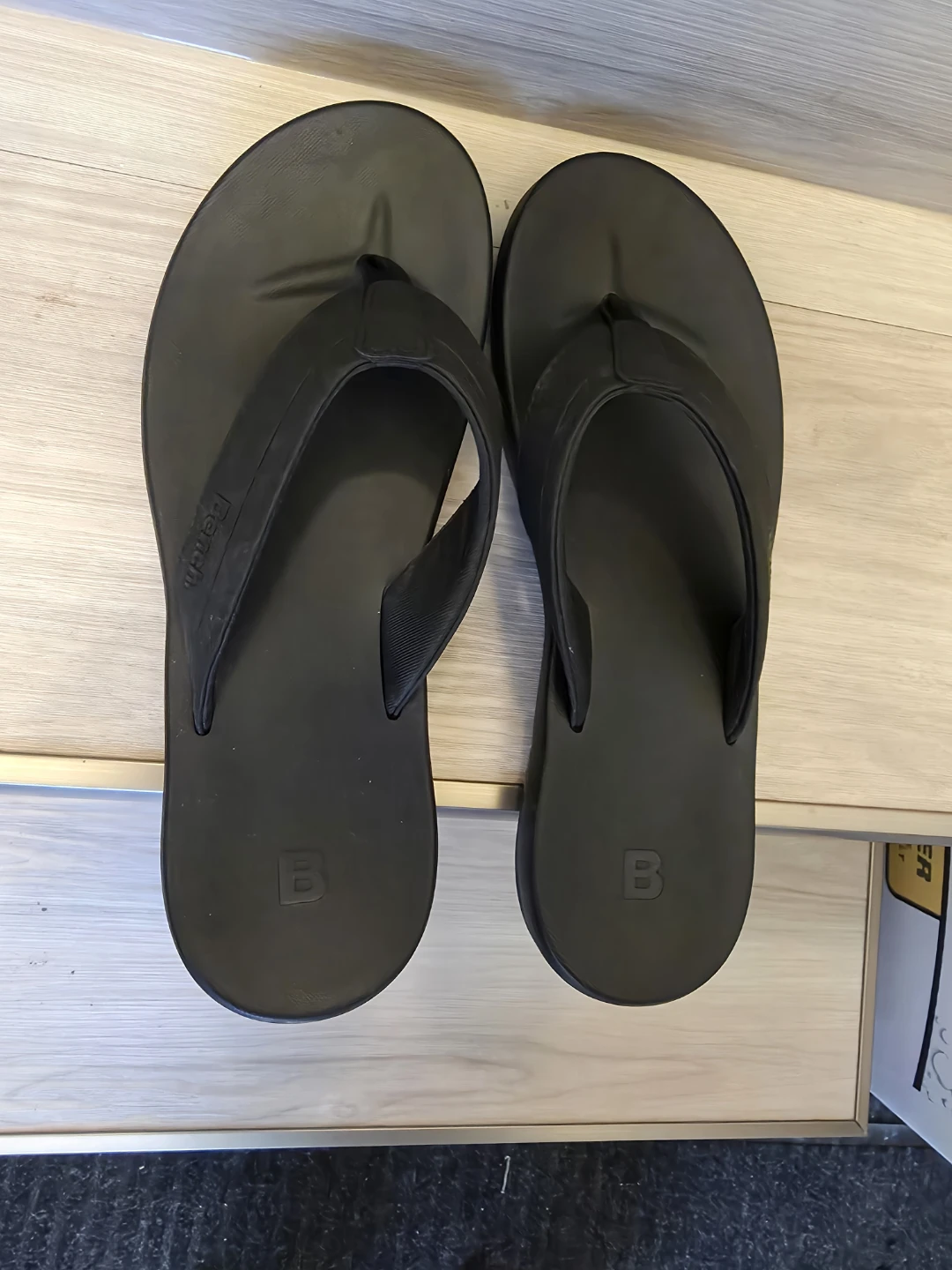 Bench Flip Flops - Black (Brand New) ⚽ - photo 4