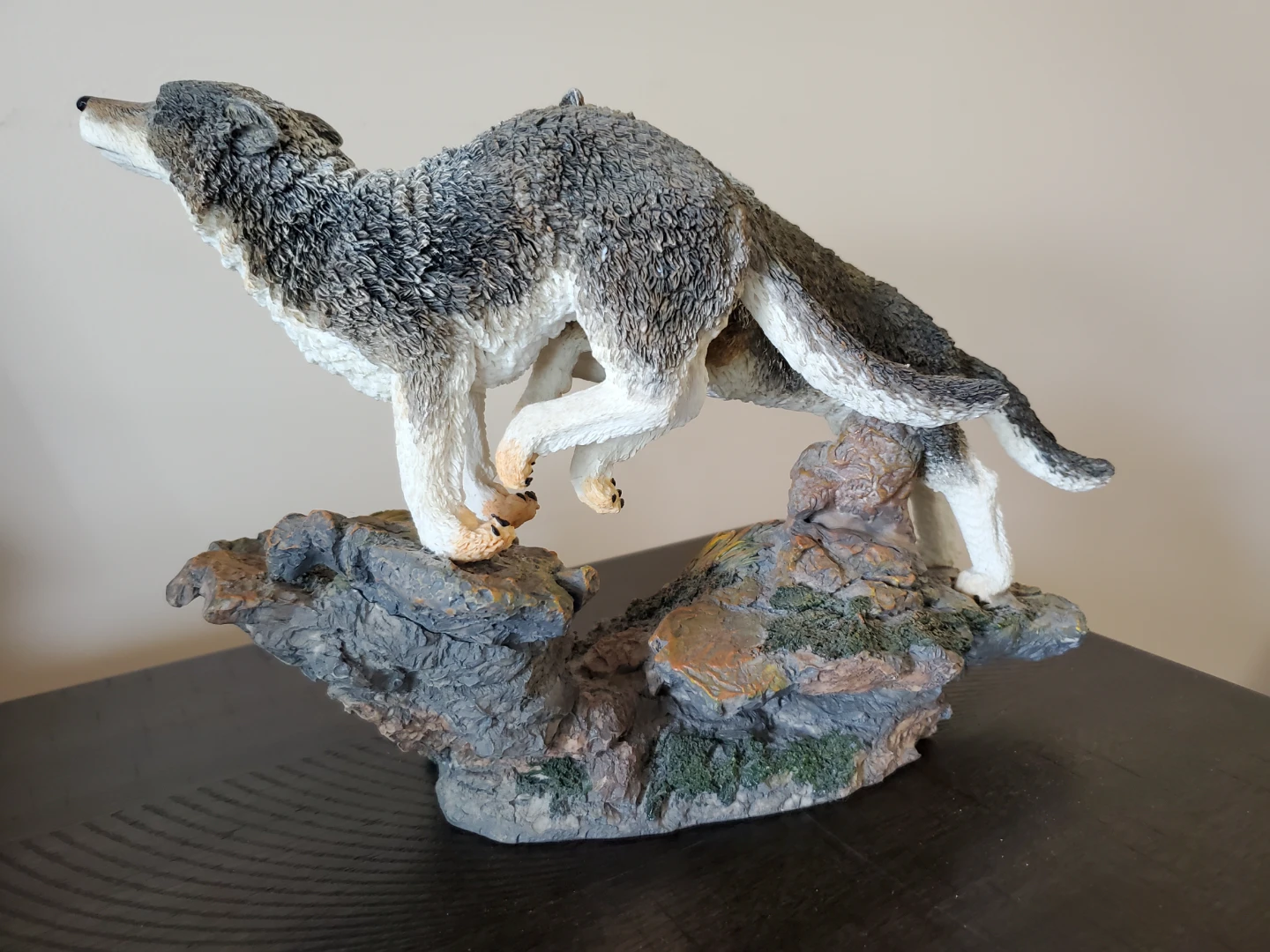 Wolf Figurine - "Love brings the heart home" ⚽ - photo 4