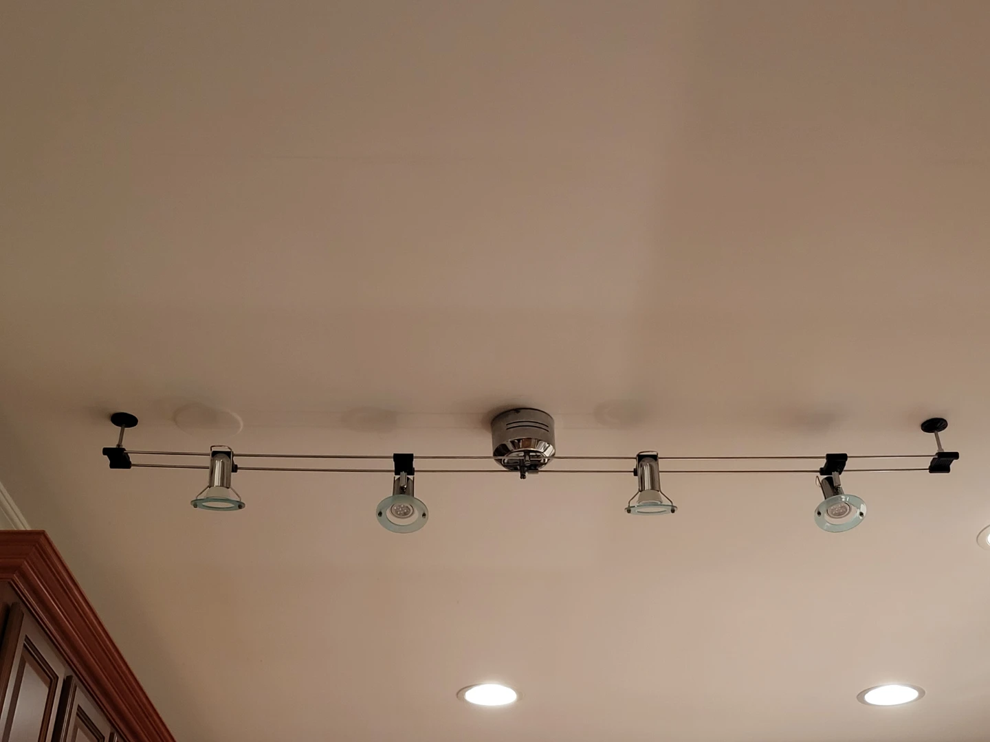 Modern 5-Light Track Lighting Fixture - photo 3