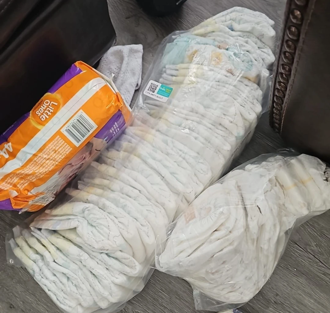 FREE Diapers Sizes: NB & 1 ⚽️