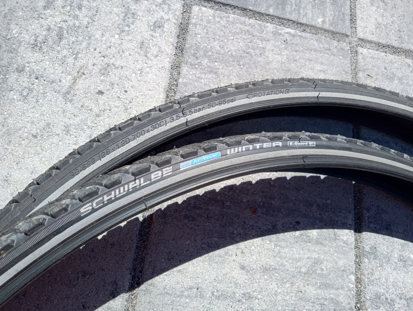 700x30c Schwalbe Winter Active Bicycle Tires - photo 3