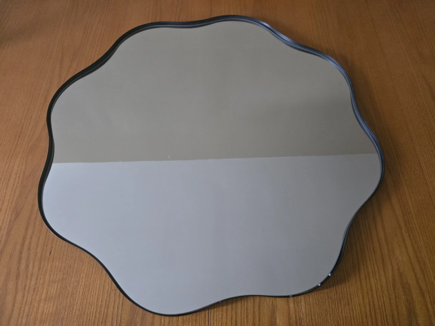 Large Wavy Round Wall Mirror