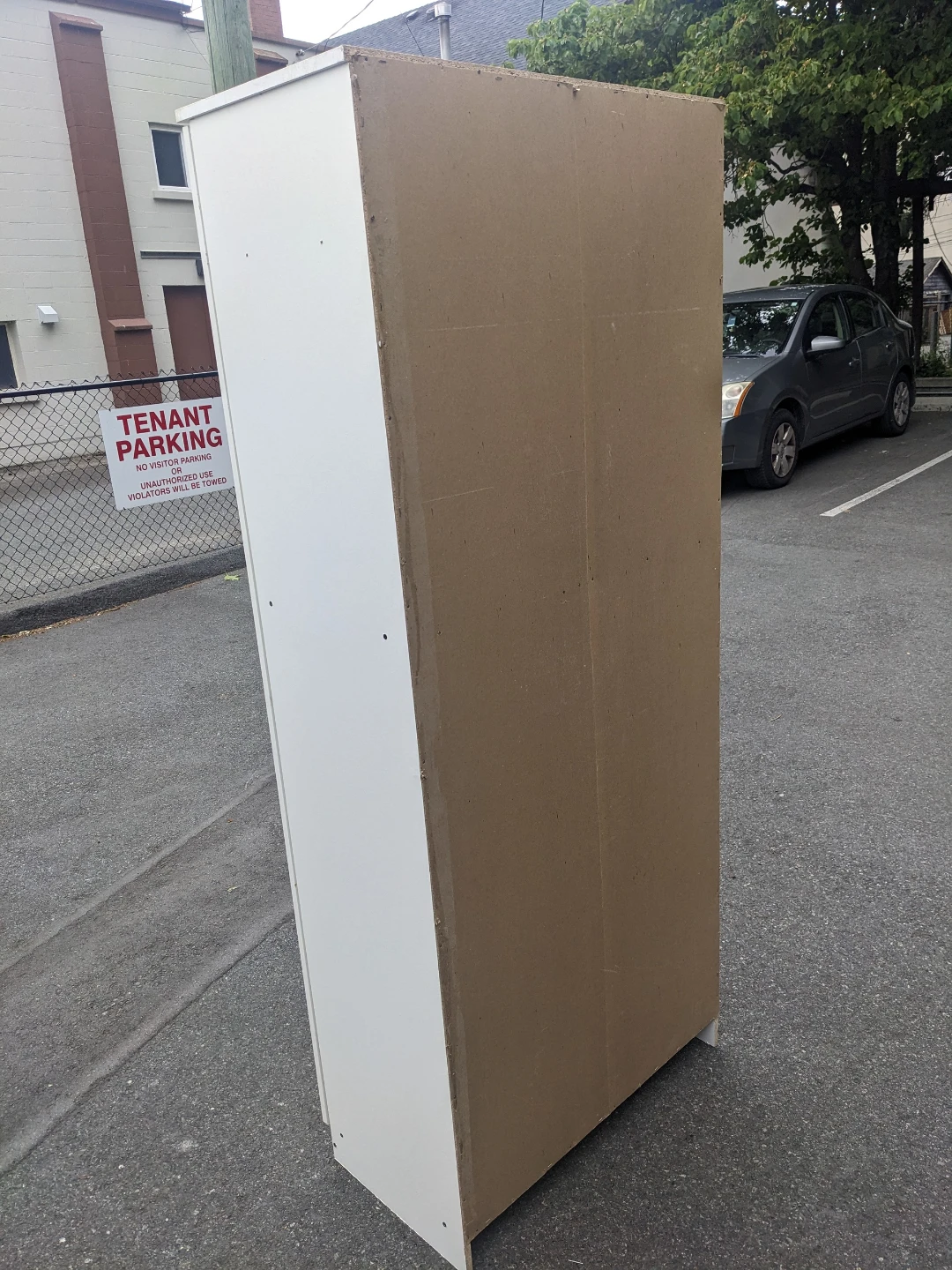 White Double Door Storage Cabinet , delivery available - photo 4