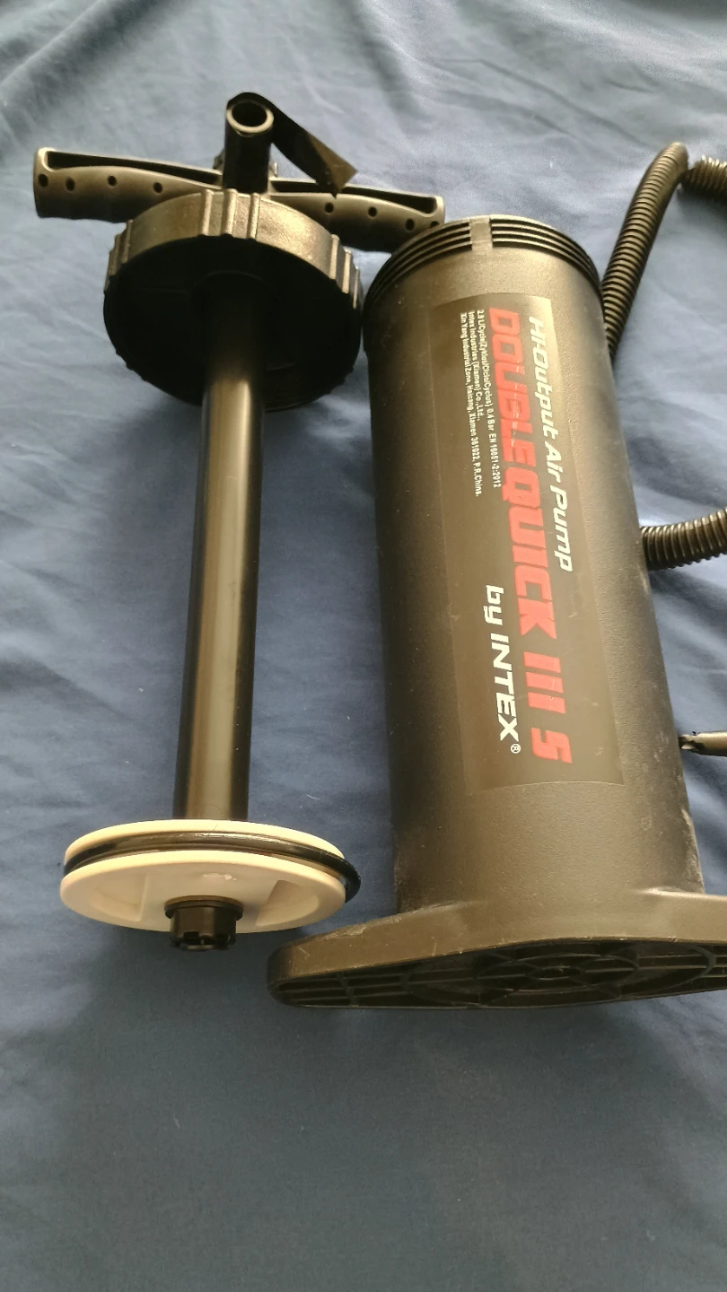 ⚽  Intex Hi-Output Double Quick III S Air Pump - photo 3