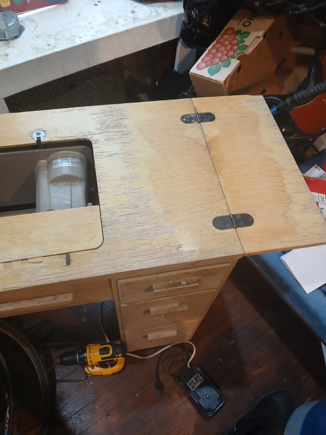 Sewing machine - photo 3