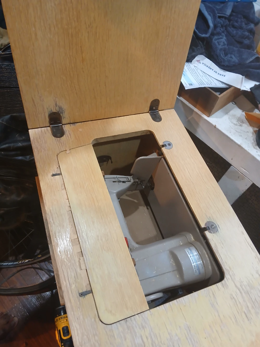 Sewing machine - photo 4