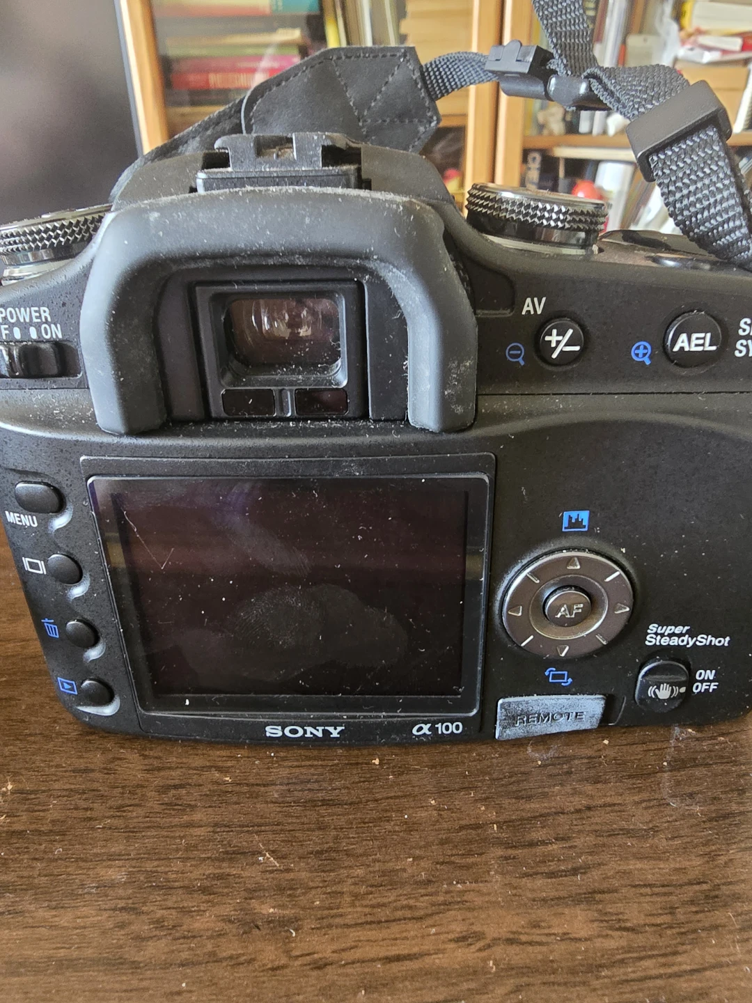 Sony Alpha DSLR-A100 Digital Camera - photo 4