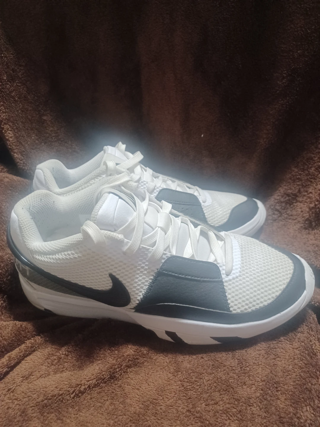 Nike ja 1 scratch 2.0 size 8.5