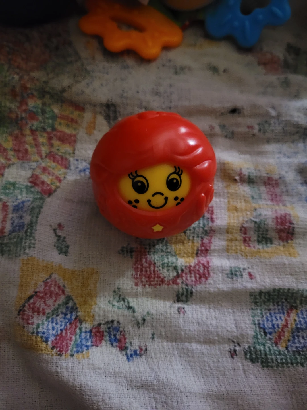Vtg. 1994 Fisher Price Red Roll