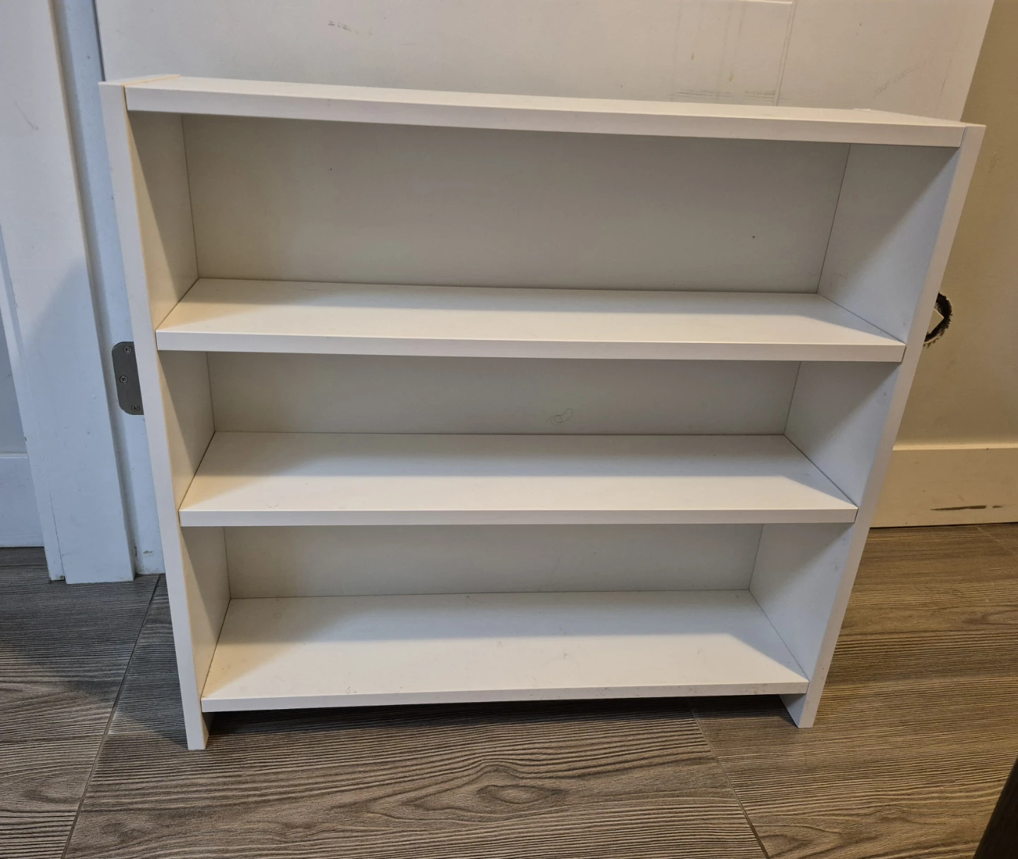 White 3-Shelf Bookshelf