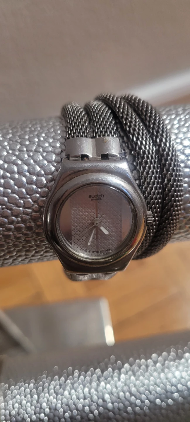 Swatch Watches (3) - One Black, Two Silver Tones - photo 5