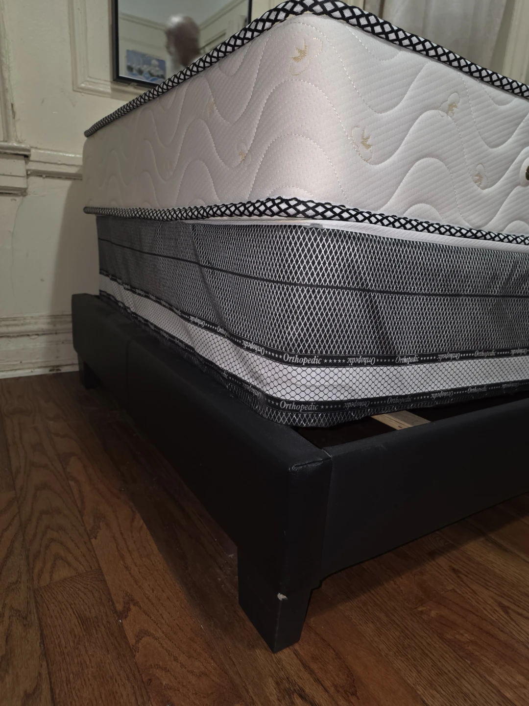 Twin bed, Sleeping Beauty Mattress, box spring - photo 4