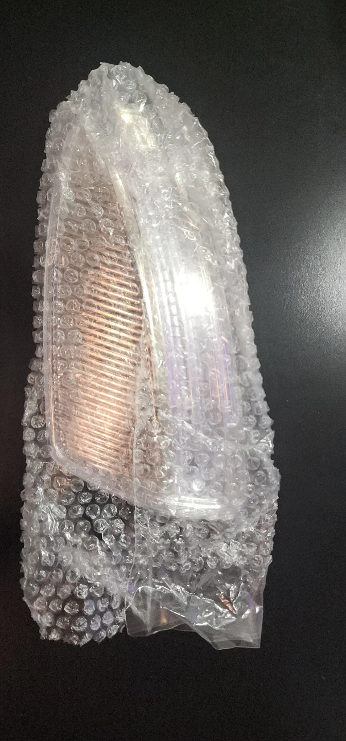 Benz C-Class Mirror Signal Light – Left Side - photo 3