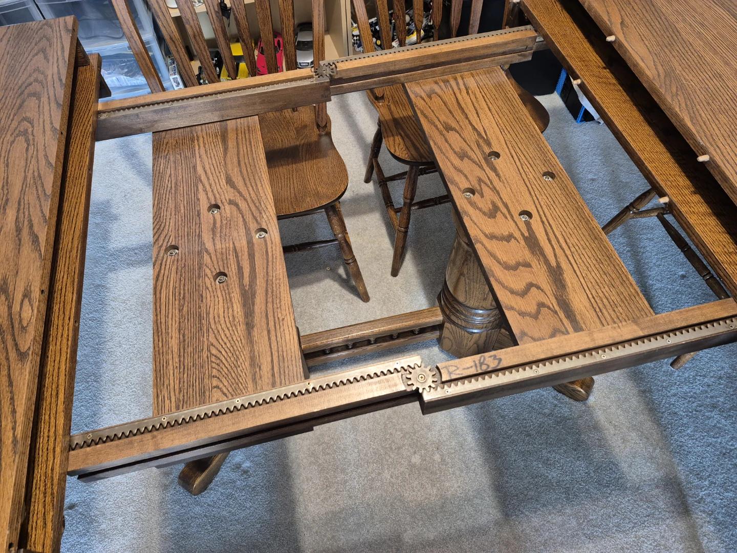 Solid Oak Dining table and Chairs - photo 3