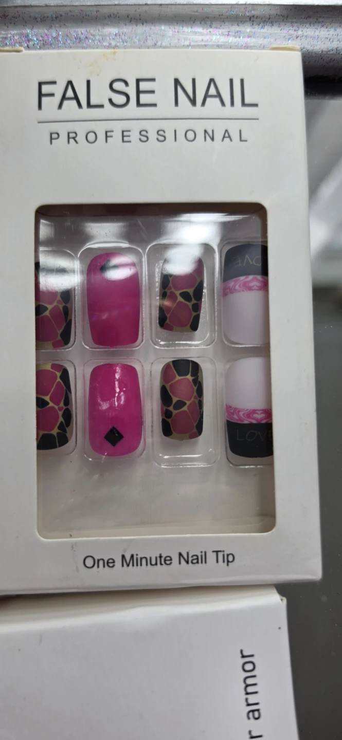 2- press on nails  - 24 per box NEW - photo 5