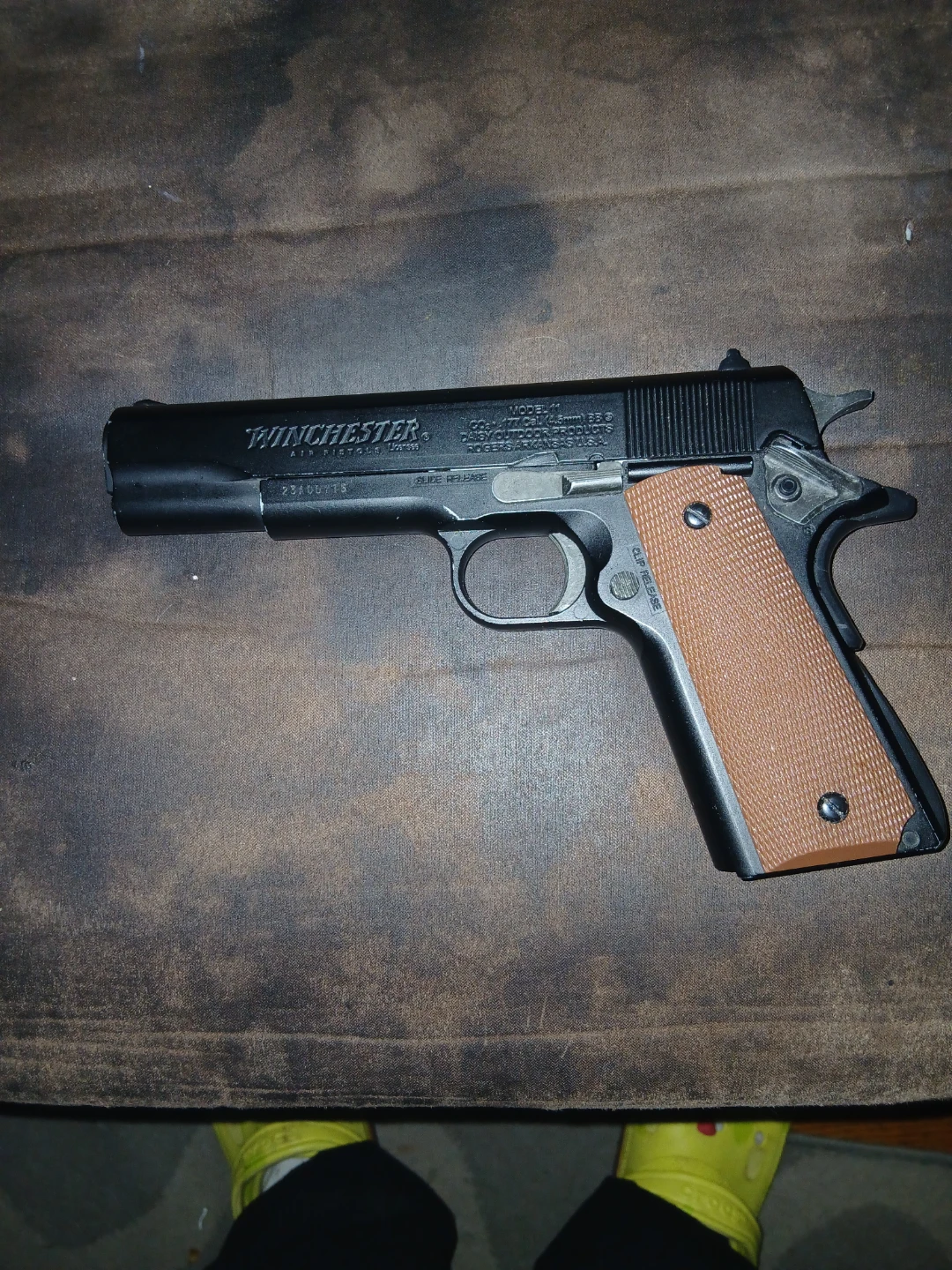 Winchester CO2 BB Gun