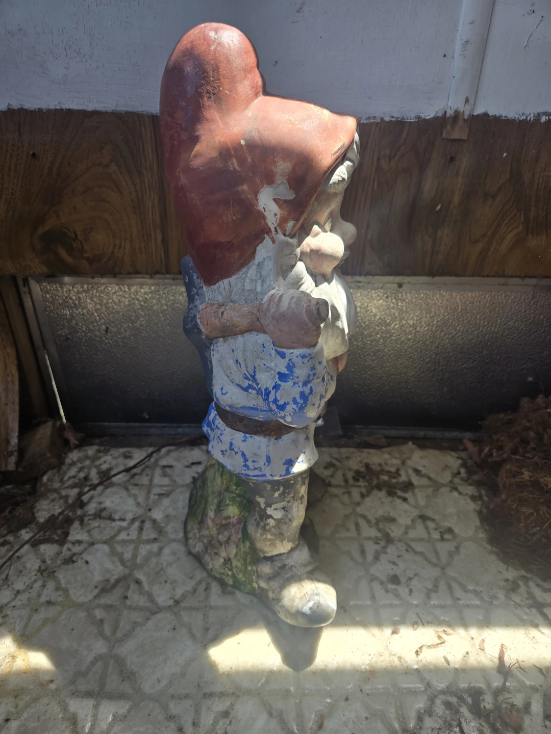 Garden Gnome Statue - photo 3