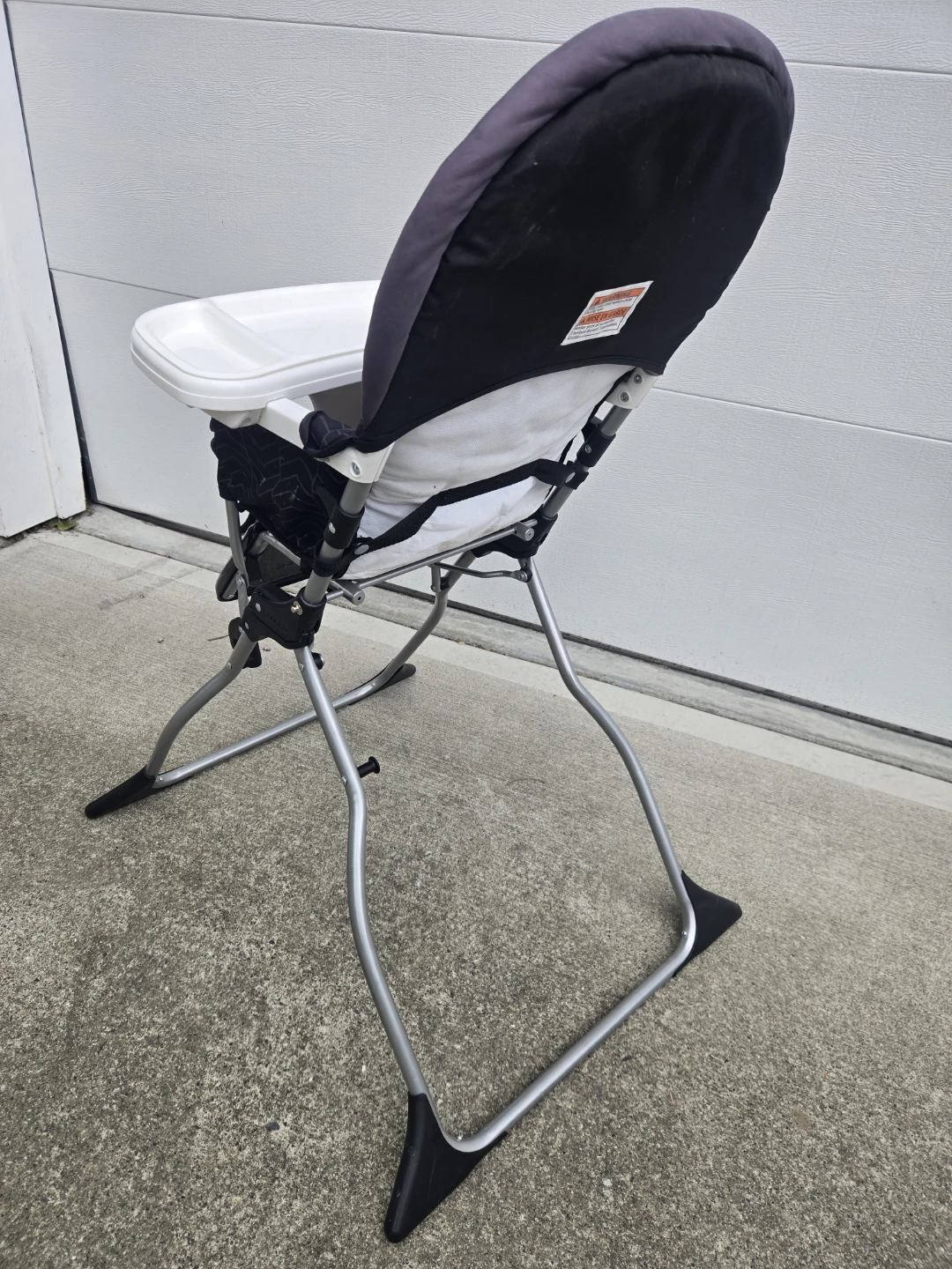 Cosco High Chair - photo 3