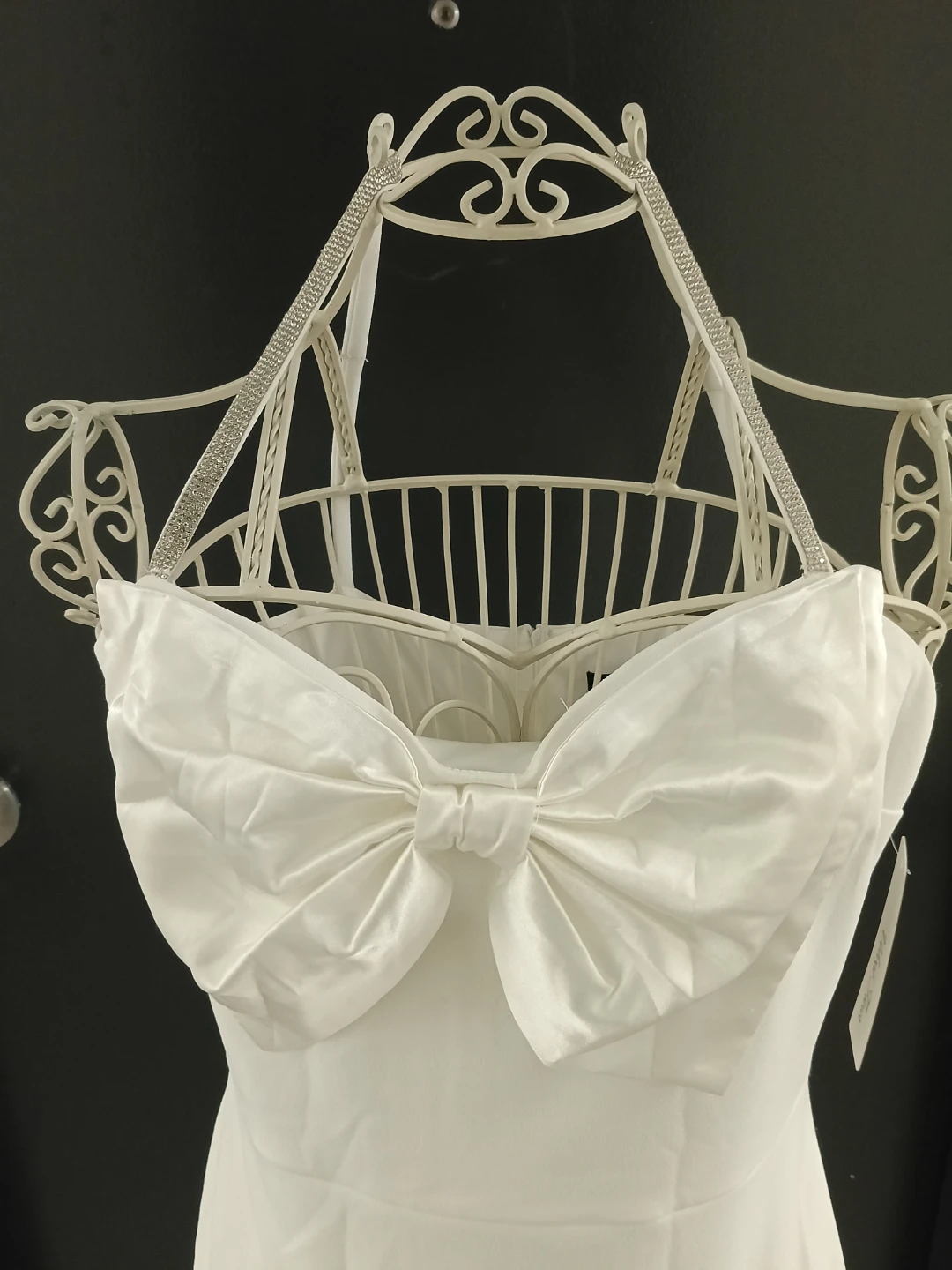 New!!! Velvet Fleur White Bow Dress. (Size: 10) - photo 2