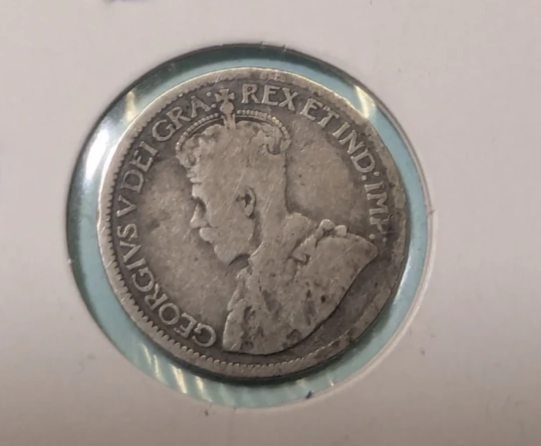 ⚽ Stirling Silver 1913 Canada 10 Cents Coin - photo 2