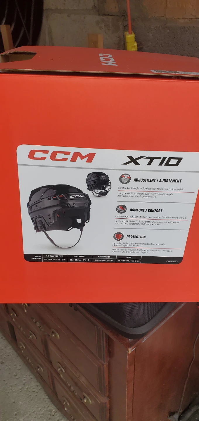 CCM XTIO Hockey Helmet - Large - photo 2