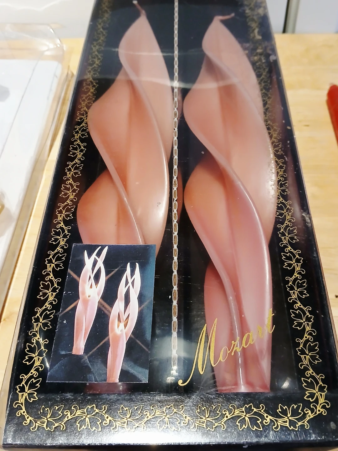 FREE Candles - photo 2