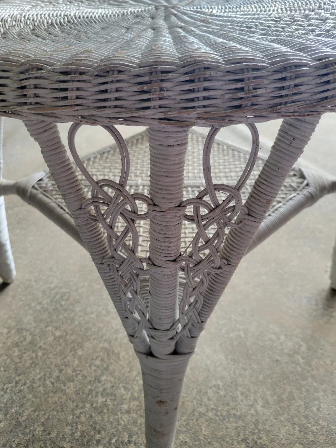 Wicker Table - photo 3
