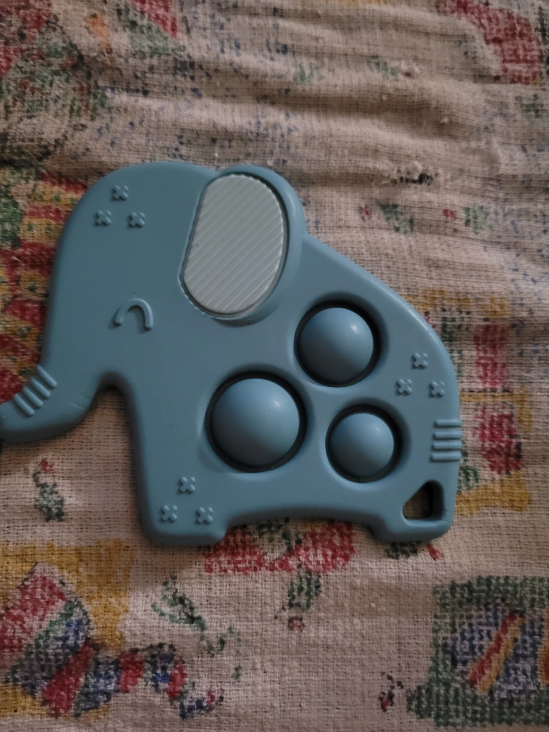 Itzy Ritzy itzy pop elephant teether