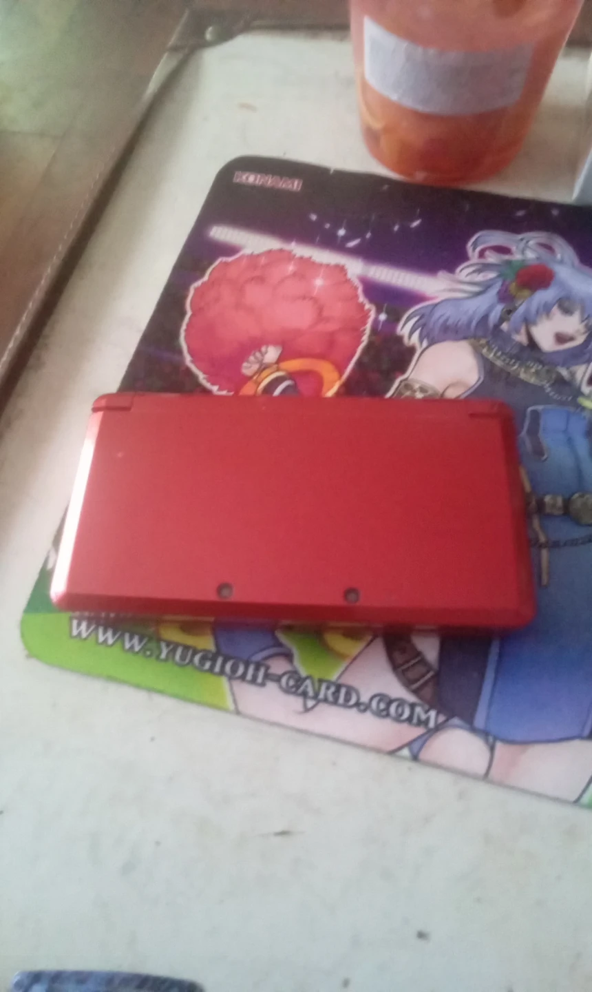 Nintendo 3DS XL Red - photo 2