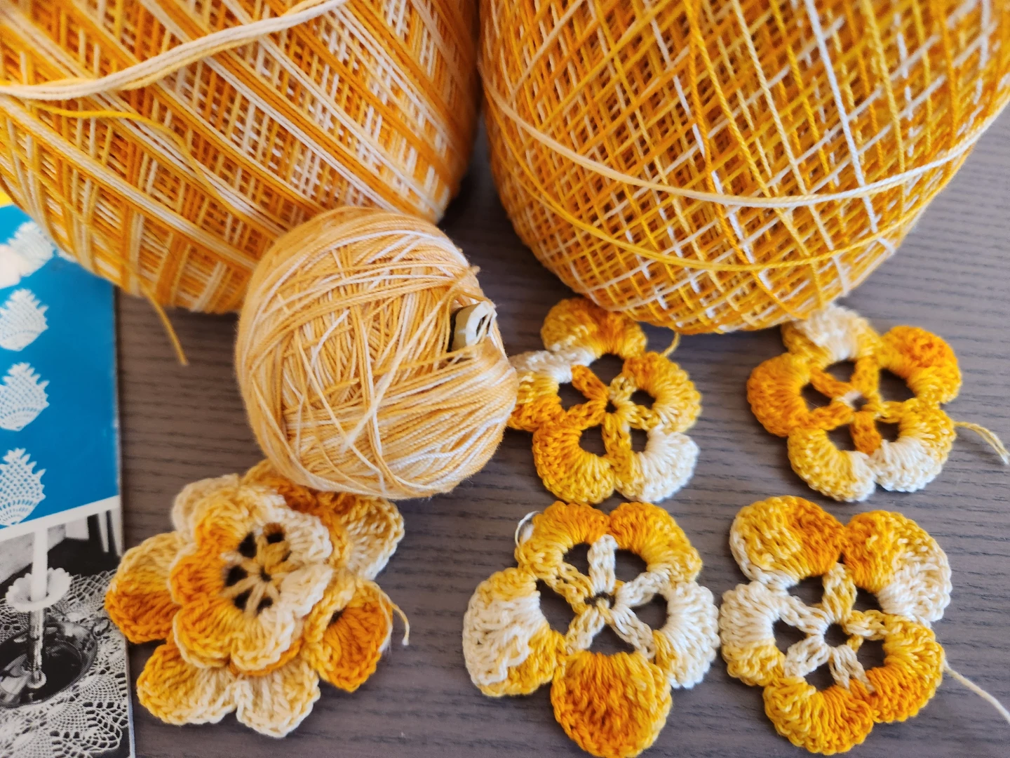 Orange and White Variegated Crochet Thread Yarn - photo 5