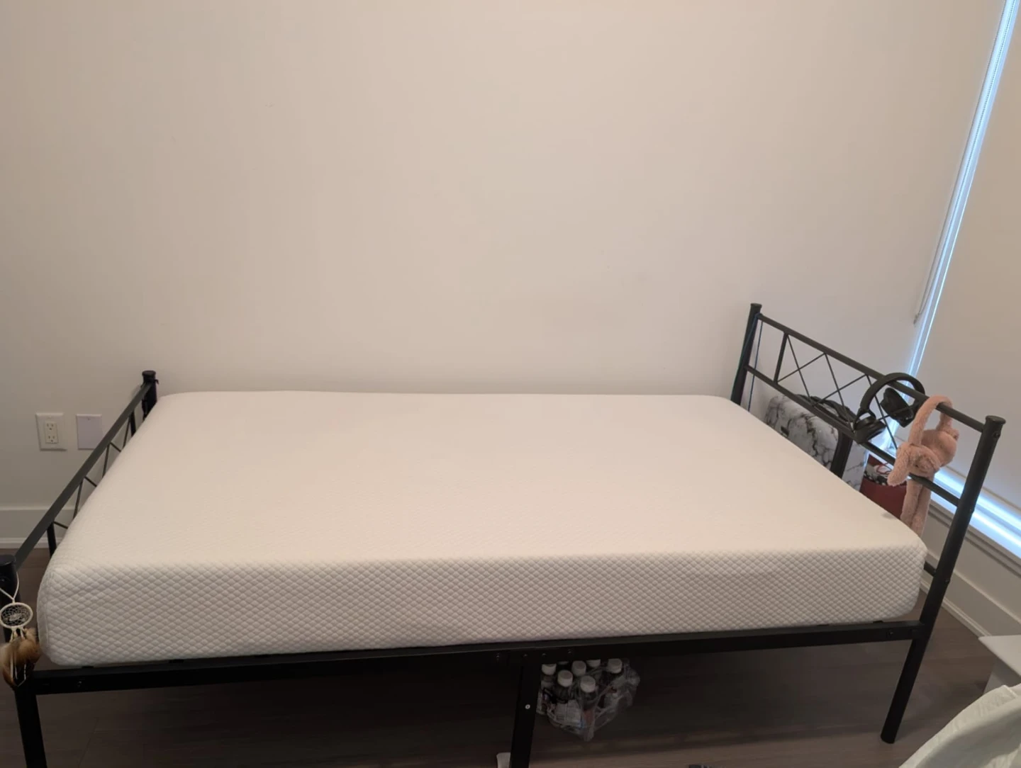 Twin Bed frame with mattress - photo 3