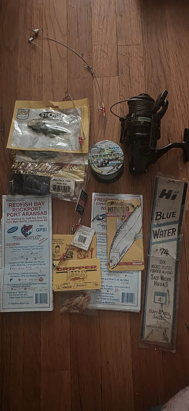 Fishing Gear Lot - Reel, Lures, Hooks, Maps - photo 3