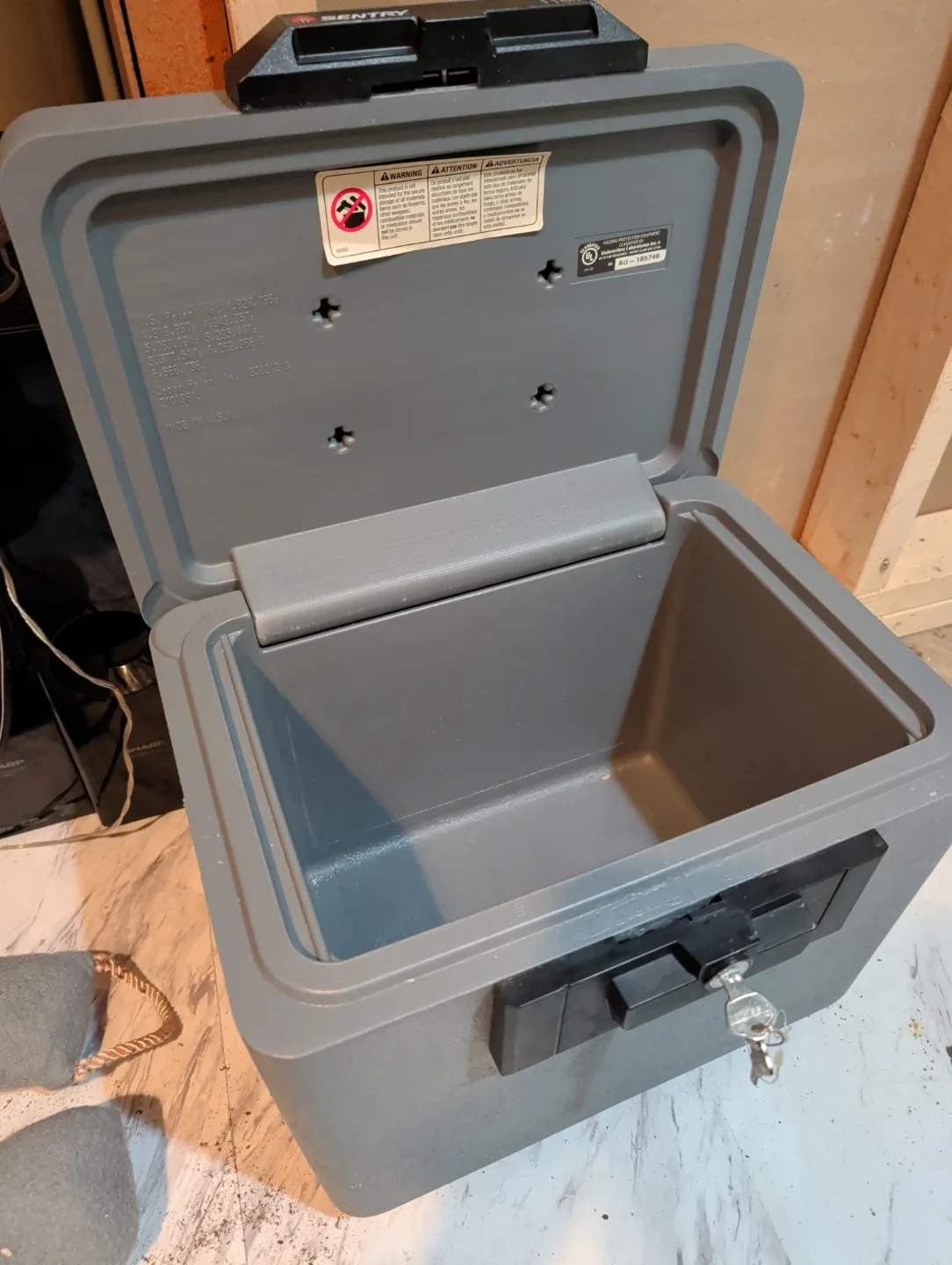 SentrySafe 1180 Fire Chest - photo 2