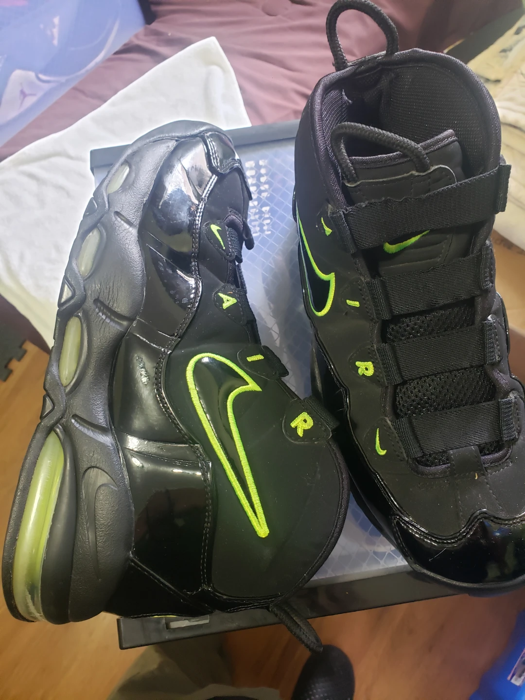 Nike Air More Uptempo Sneakers Black Volt Size 11