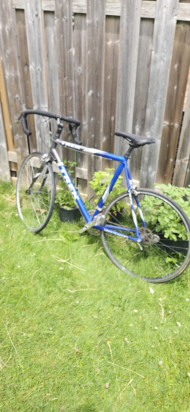 TREK Bontrager. Road Bike