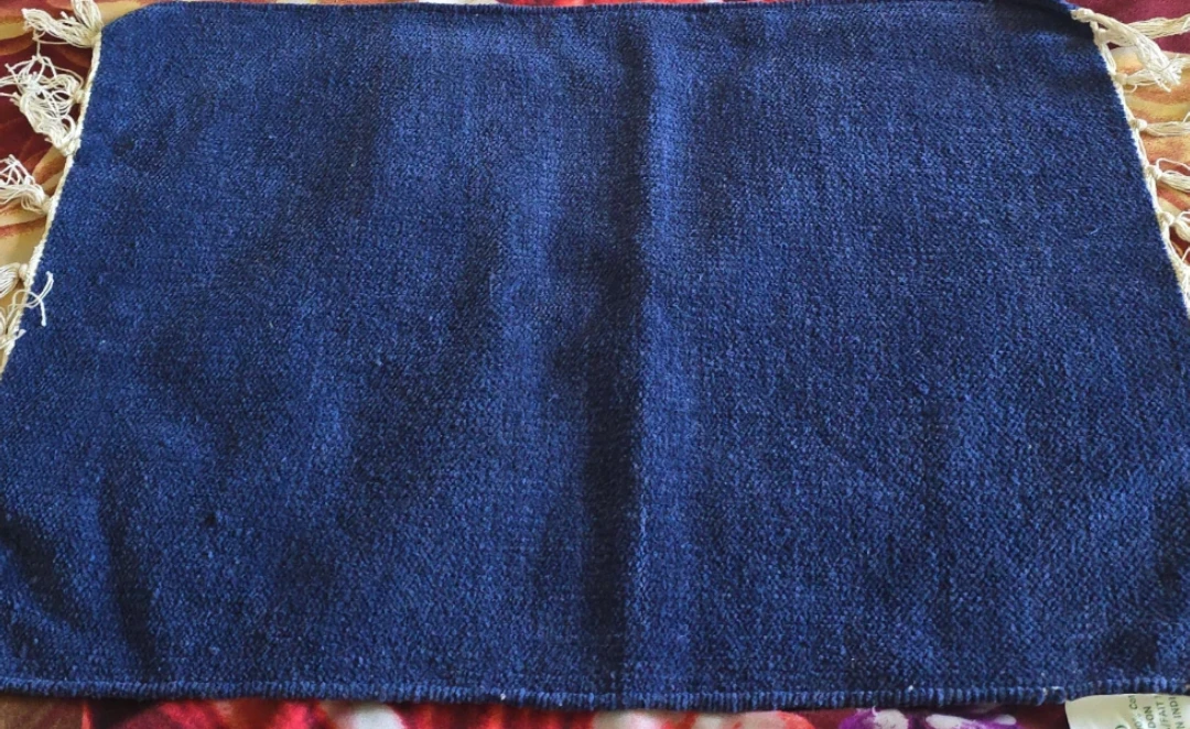 New 4 piece  Chenille Mat 13" x 19"