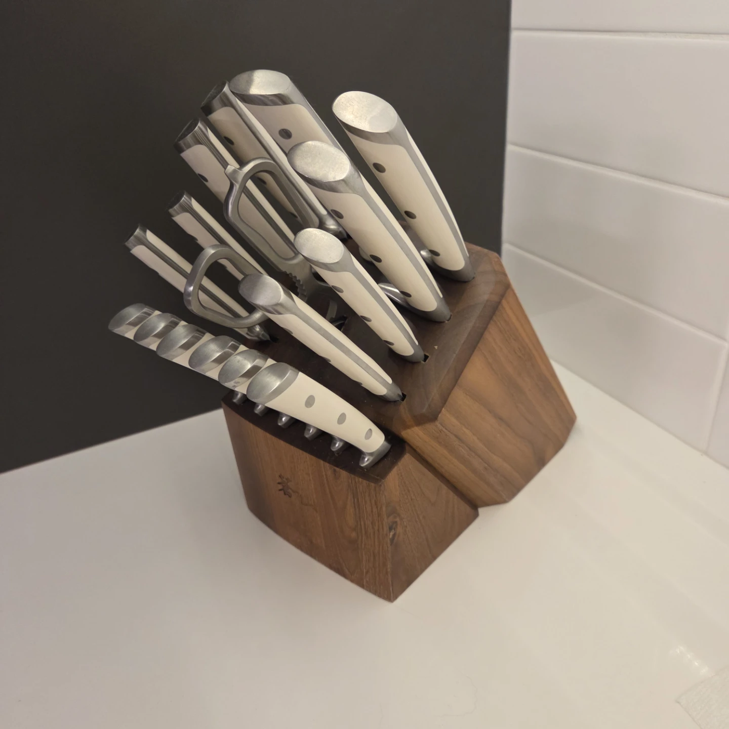 Cangshan S1 Series 17-Pc Forged German Steel Knife Set - photo 4