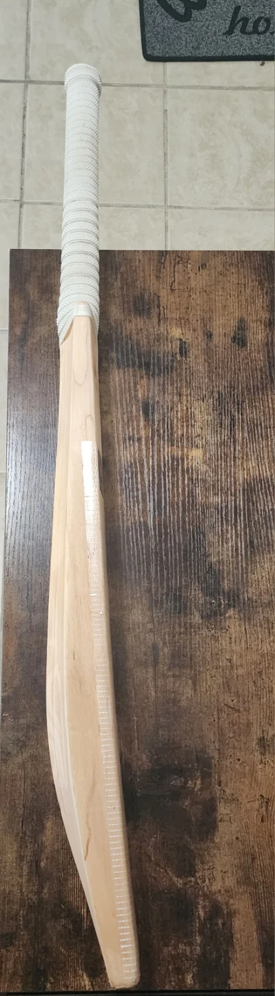 Kookaburra English Willow Cricket Bat - photo 2