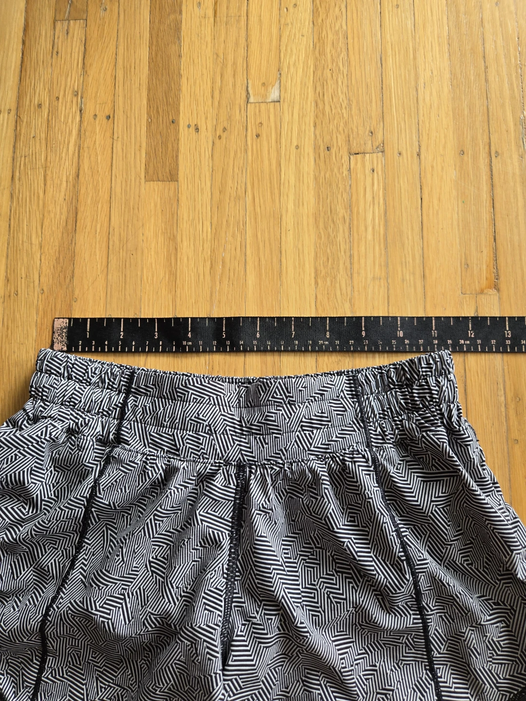 Seawheeze Lululemon Hotty Hot Shorts - photo 2