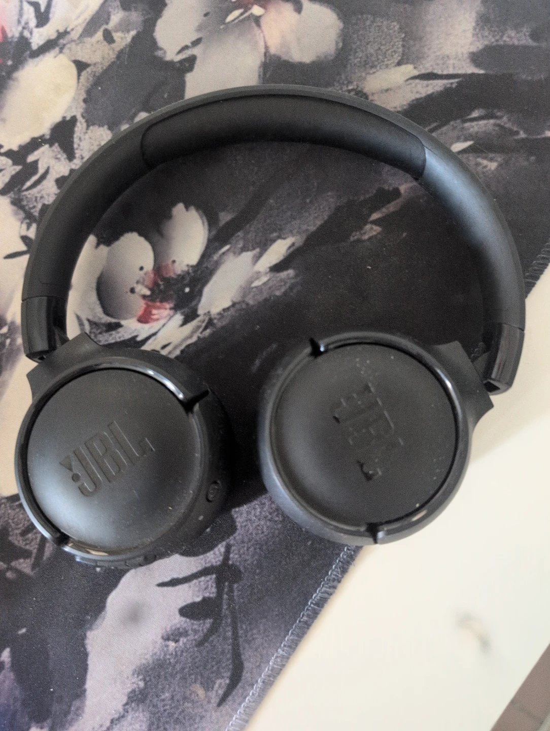 JBL Headphones - photo 2