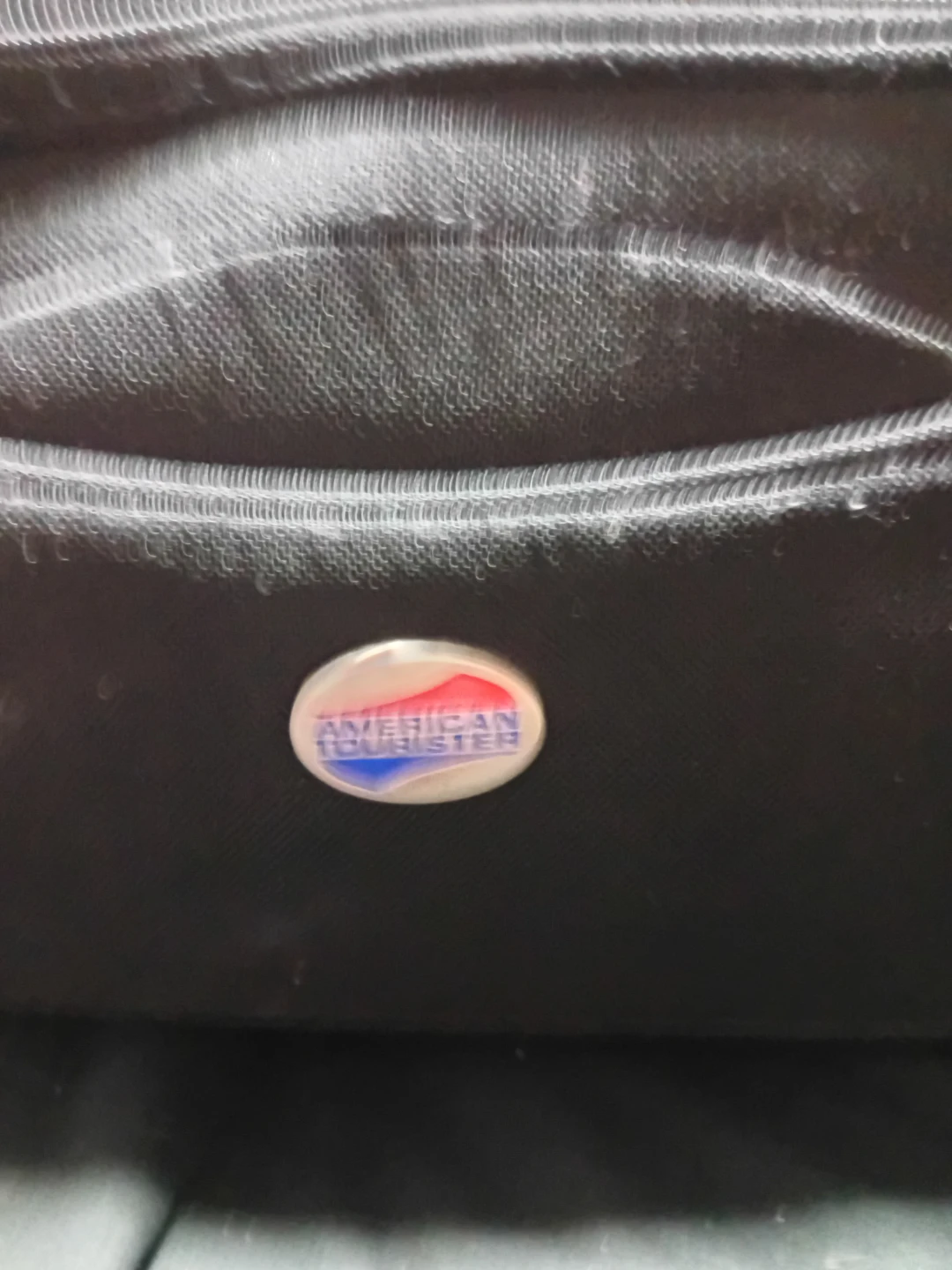 American Tourister Black Duffel Bag - photo 2