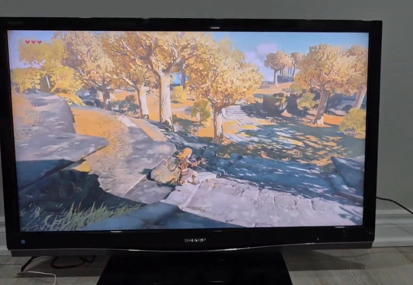 46 inch TV with remote SHARP - photo 2