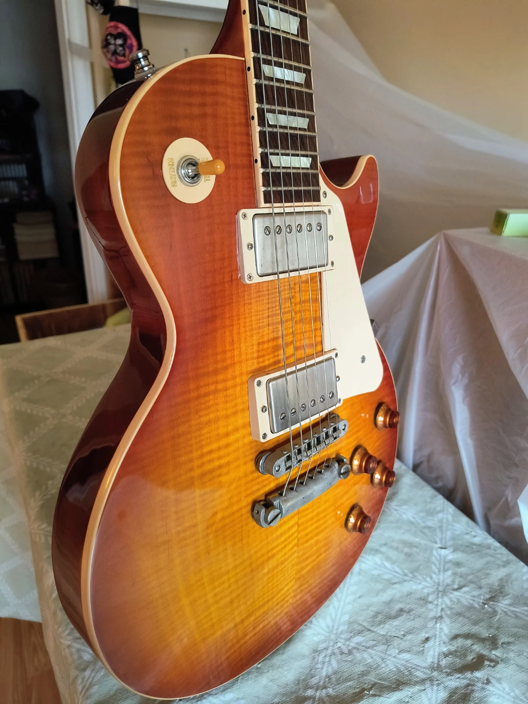 Gibson Les Paul Standard Electric Guitar - photo 2