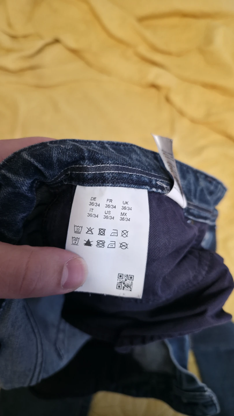 BOSS stretch denim jeans - photo 4