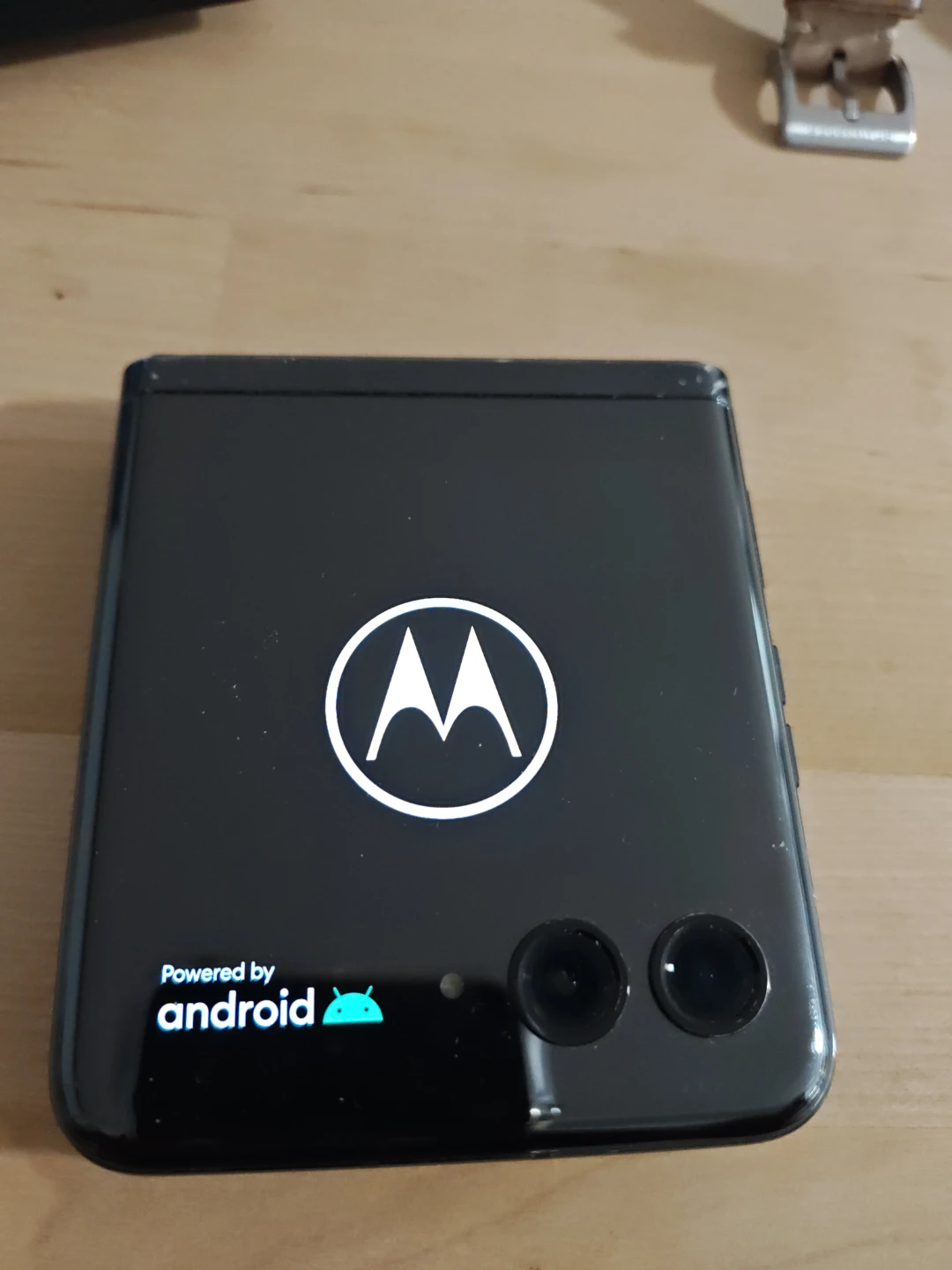 2023 Motorola RAZR plus Flip Phone