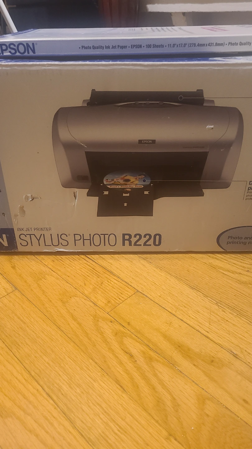 Epson Stylus Photo R220 Ink Jet Printer - photo 2