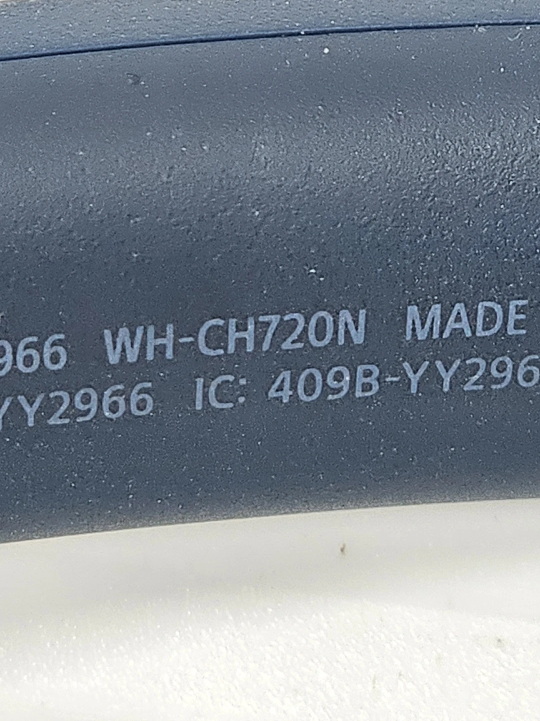 Sony WH-CH720N Wireless Noise Cancelling Headphones - photo 4